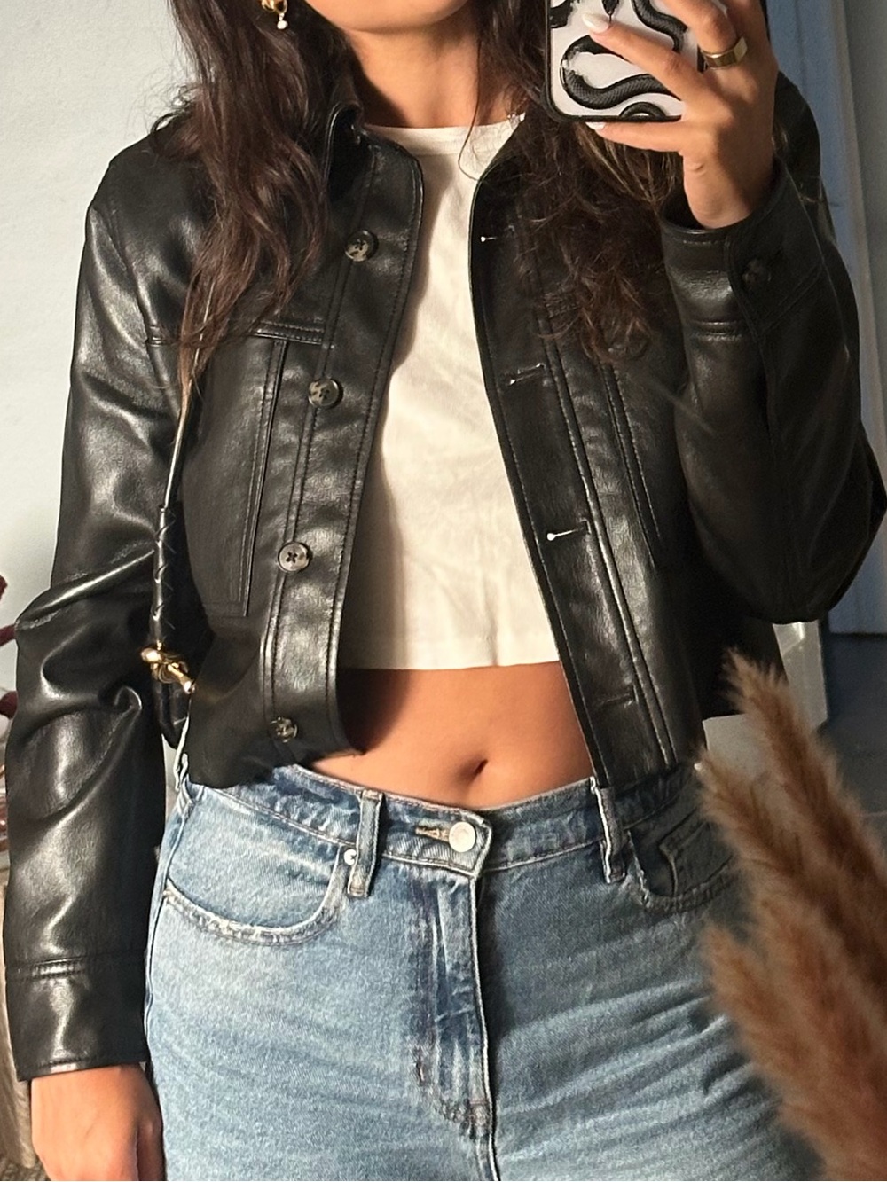 Aritzia Wilfred Black Cropped vegan Leather Button-Up Jacket